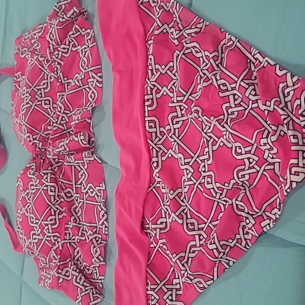 crown & ivy Pink and White Patterned Bandeau Bikini